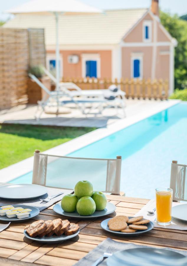 Reiki Villas Erikousa Ereikoussa Buitenkant foto